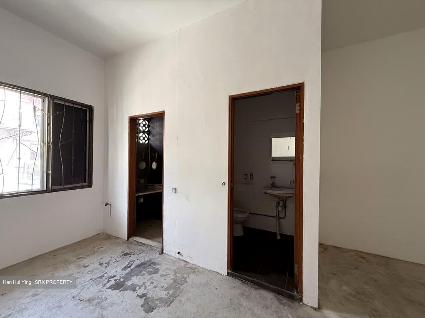 Jalan Lembah Kallang (D12), Retail #605337791